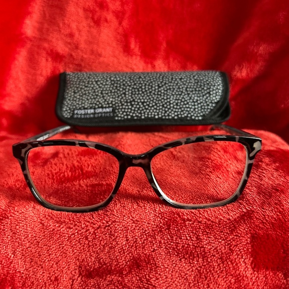 *2* Pairs Foster Grant NWOT Readers +2.0 - Picture 3 of 14